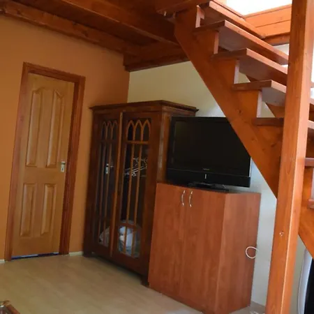 Apartment- Andrew 2 시오포크